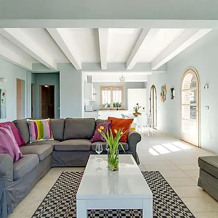 Cielo Villa *